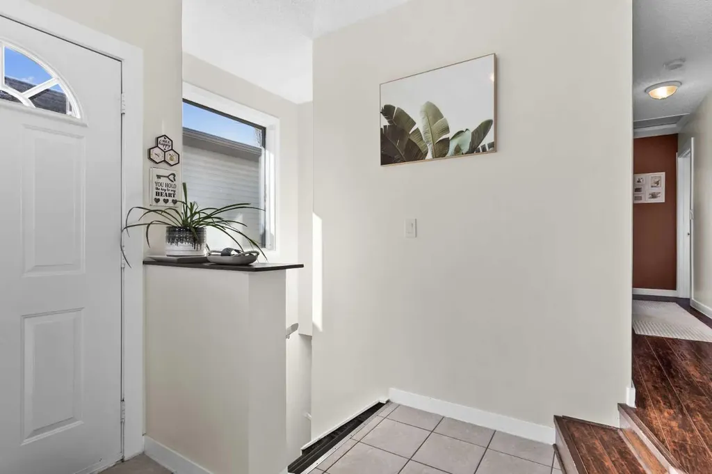 66 Elston Place SE Airdrie AB T4B 1B3
