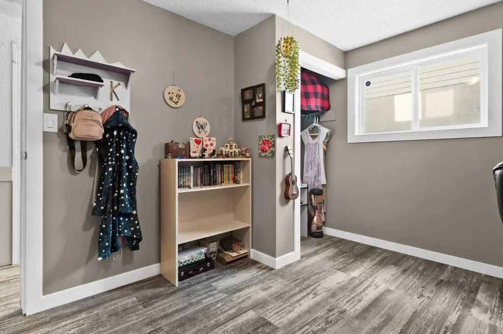 66 Elston Place SE Airdrie AB T4B 1B3
