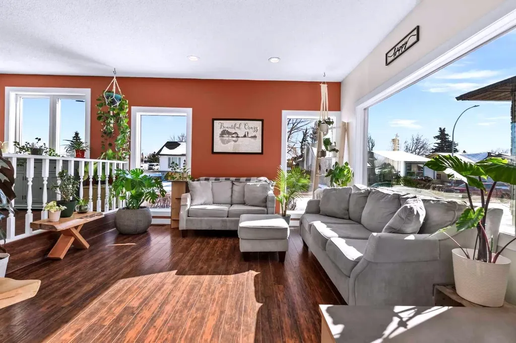66 Elston Place SE Airdrie AB T4B 1B3