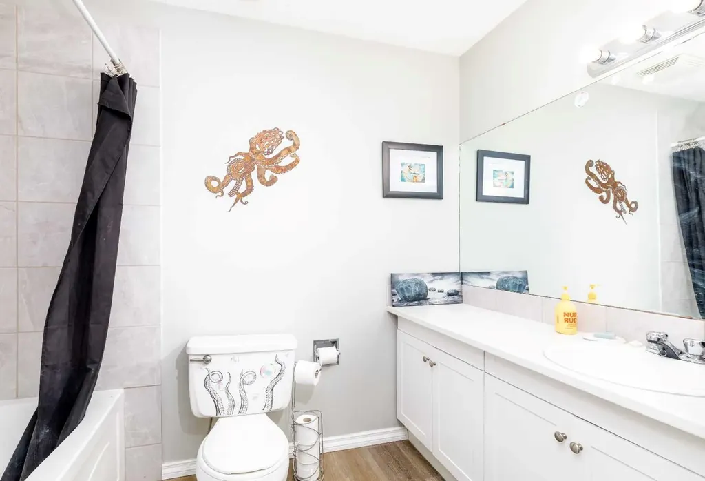 6343 58 Avenue W Red Deer AB T4P 1J1