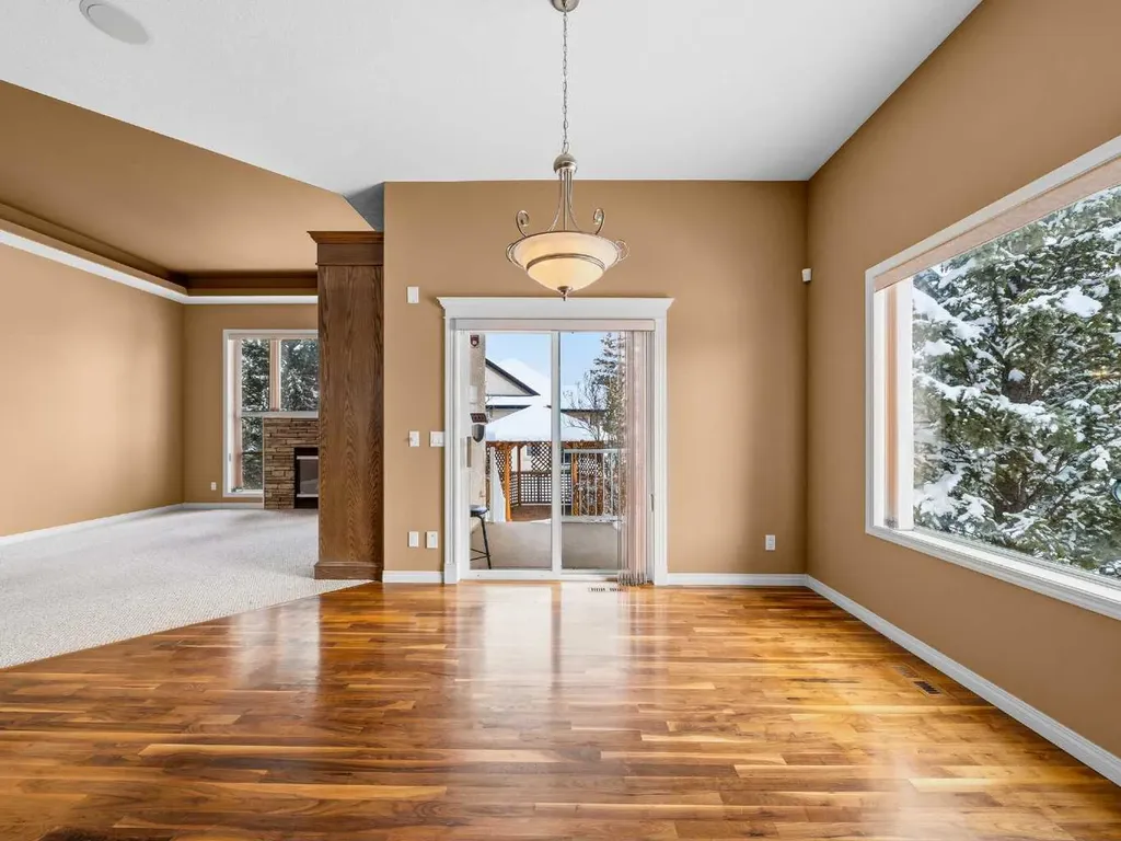 157 Valley Creek Place NW Calgary AB T3B 5V1
