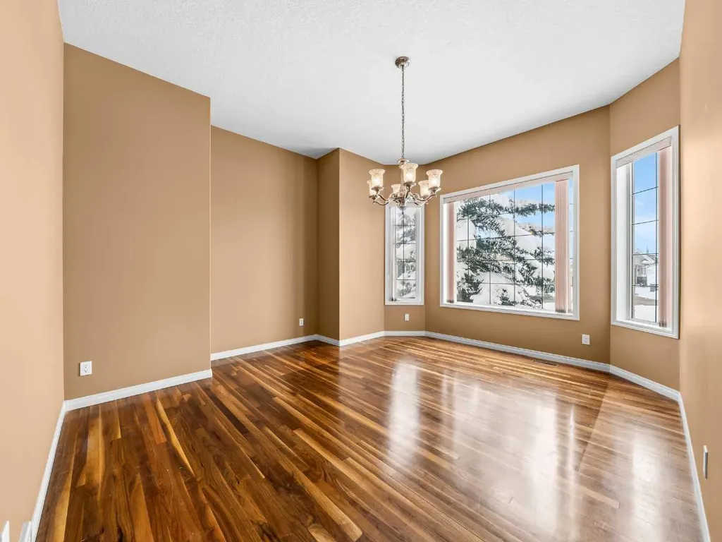 157 Valley Creek Place NW Calgary AB T3B 5V1