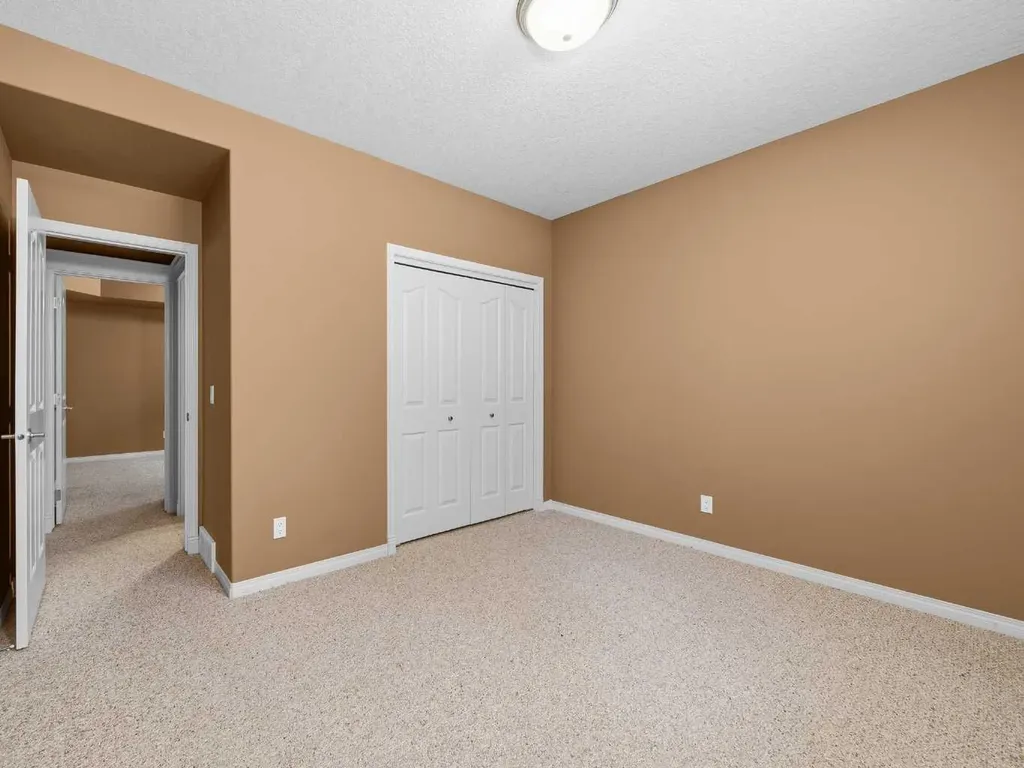 157 Valley Creek Place NW Calgary AB T3B 5V1