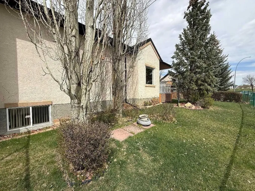 157 Valley Creek Place NW Calgary AB T3B 5V1