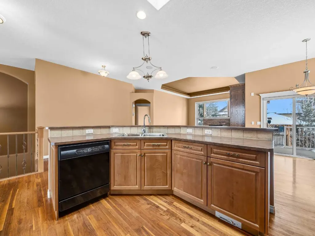 157 Valley Creek Place NW Calgary AB T3B 5V1