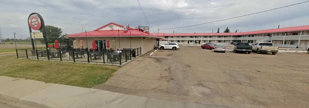 5720 44 Avenue Stettler AB T0C 2L0