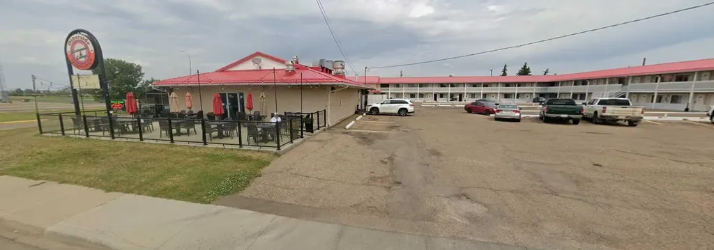 5720 44 Avenue Stettler AB T0C 2L0