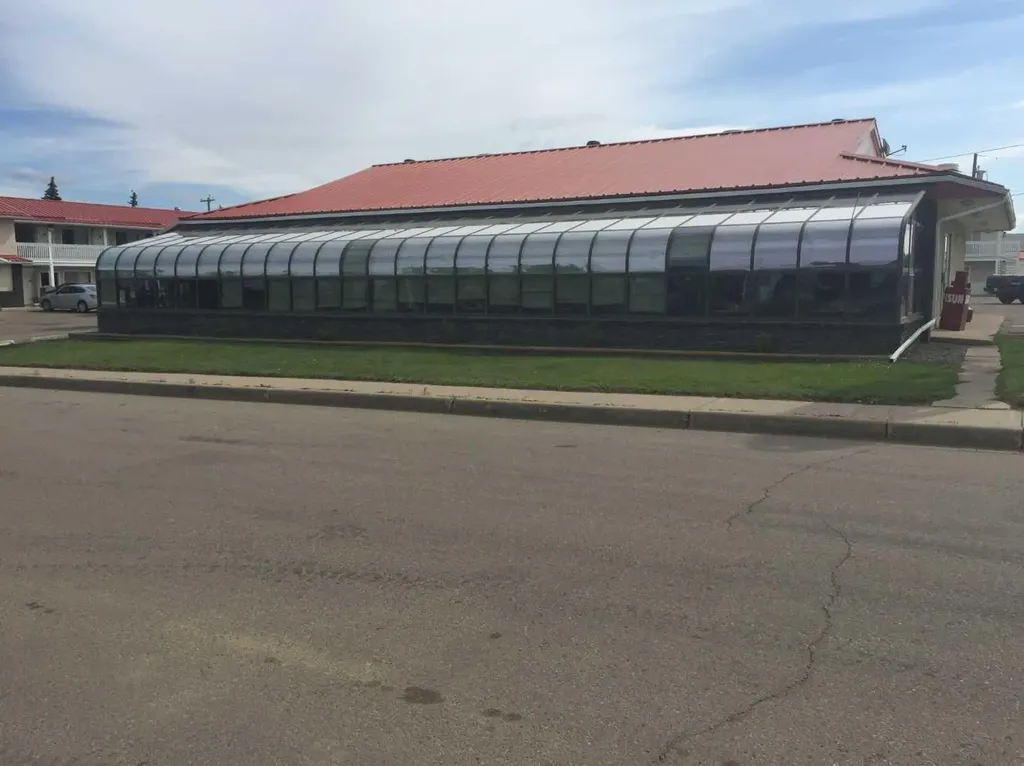 5720 44 Avenue Stettler AB T0C 2L0