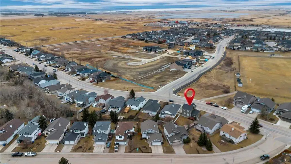 90 Parklane Drive Strathmore AB T1P 1R2