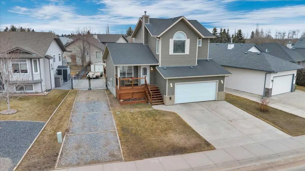 90 Parklane Drive Strathmore AB T1P 1R2