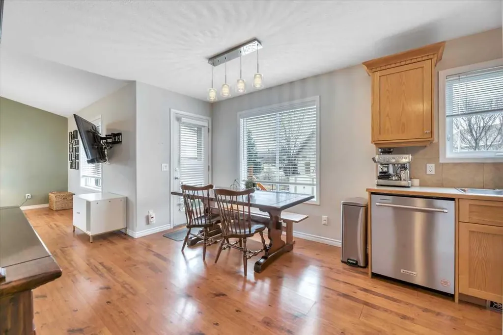 90 Parklane Drive Strathmore AB T1P 1R2