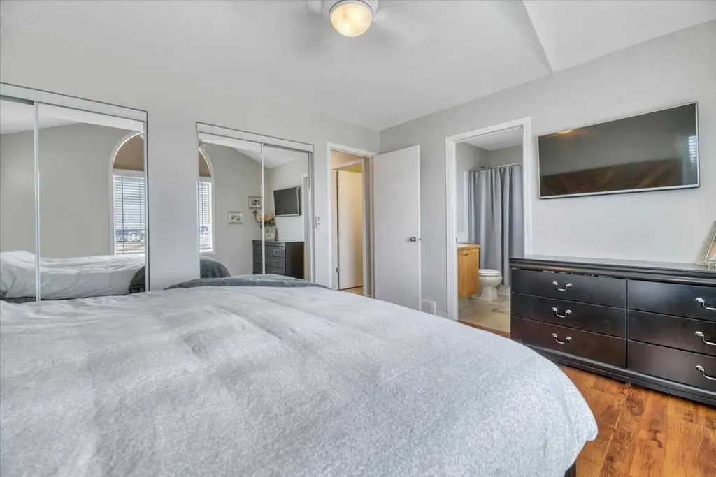 90 Parklane Drive Strathmore AB T1P 1R2
