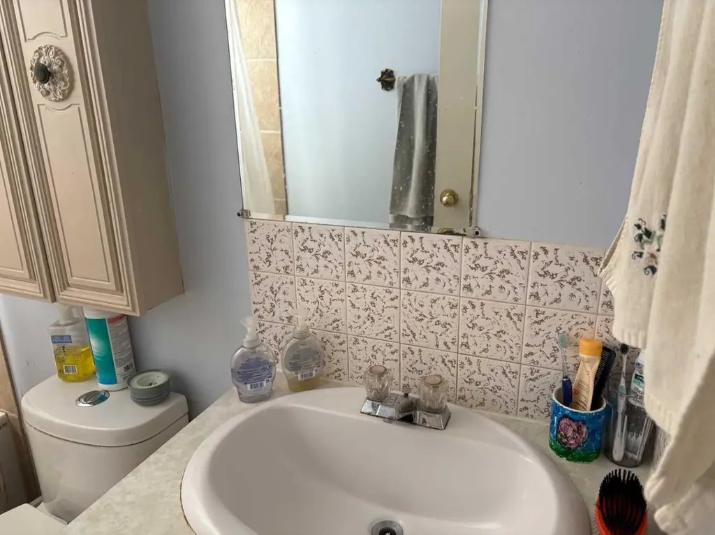 5003 42 Avenue Valleyview AB T0H 3N0
