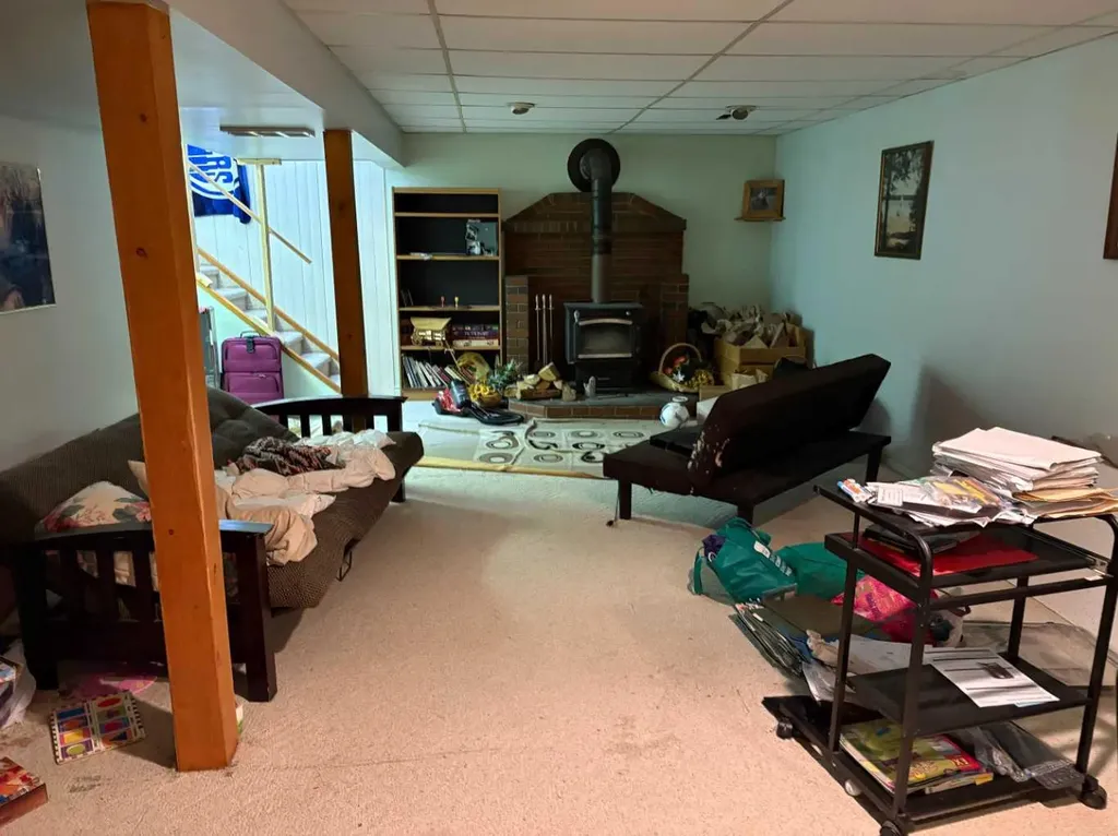 5003 42 Avenue Valleyview AB T0H 3N0