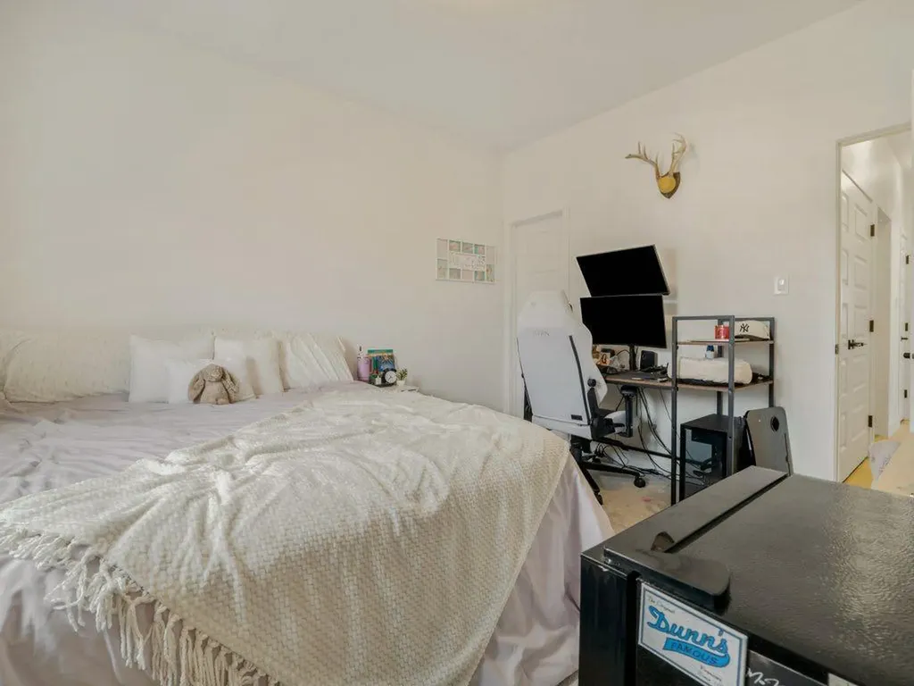 308 Uplands Boulevard N Lethbridge AB T1H 7C7