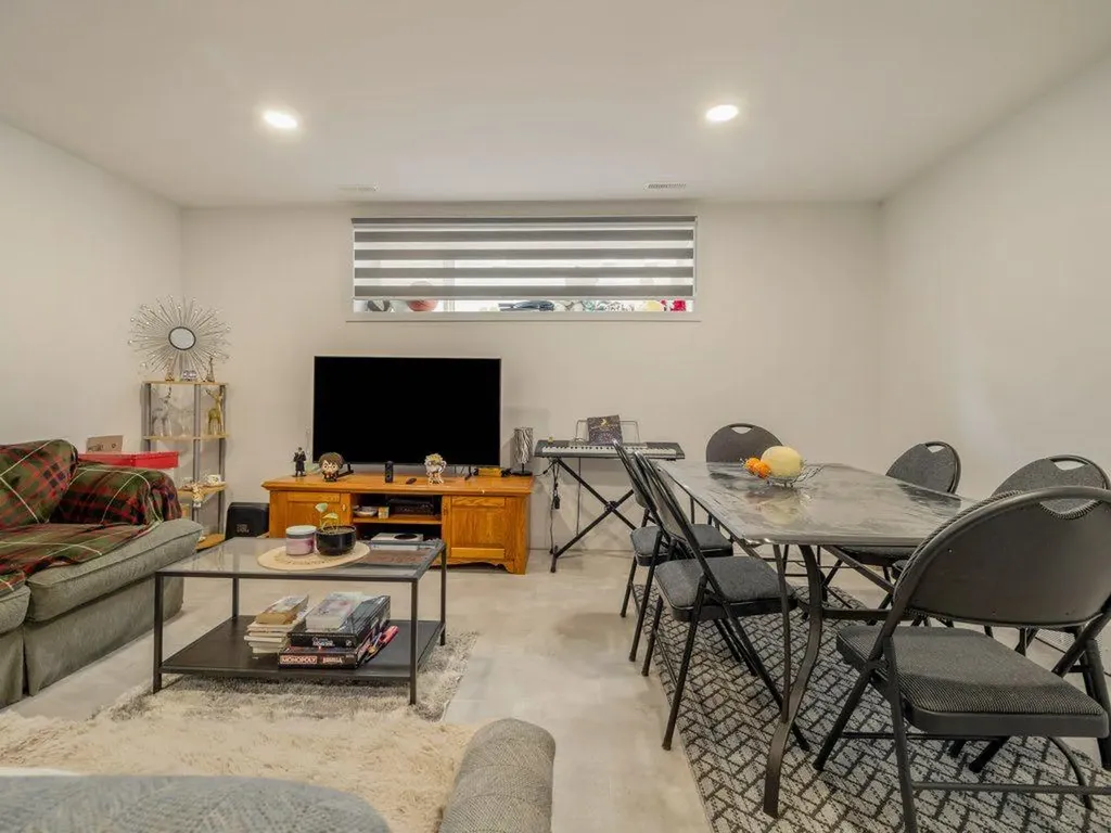 308 Uplands Boulevard N Lethbridge AB T1H 7C7