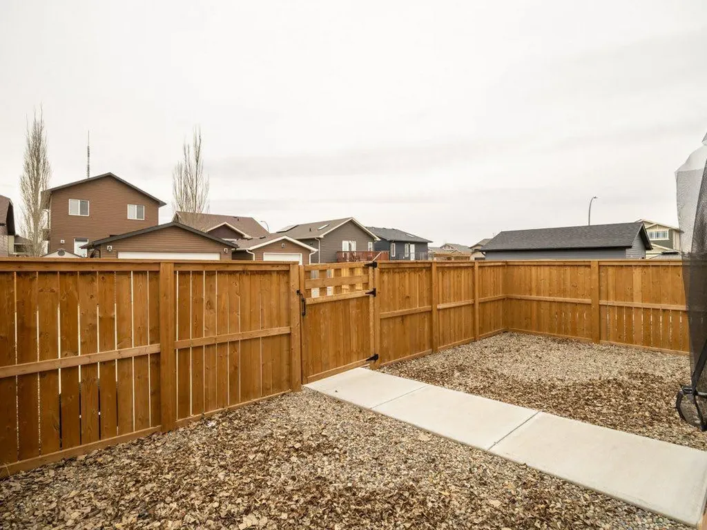 308 Uplands Boulevard N Lethbridge AB T1H 7C7
