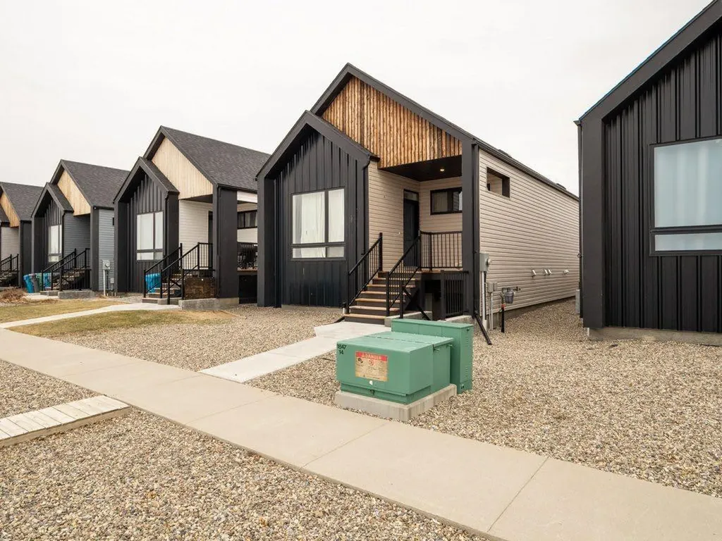 308 Uplands Boulevard N Lethbridge AB T1H 7C7