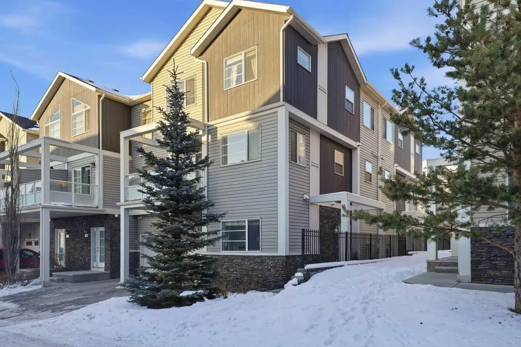 427 Redstone View NE Calgary AB T3N 1B5