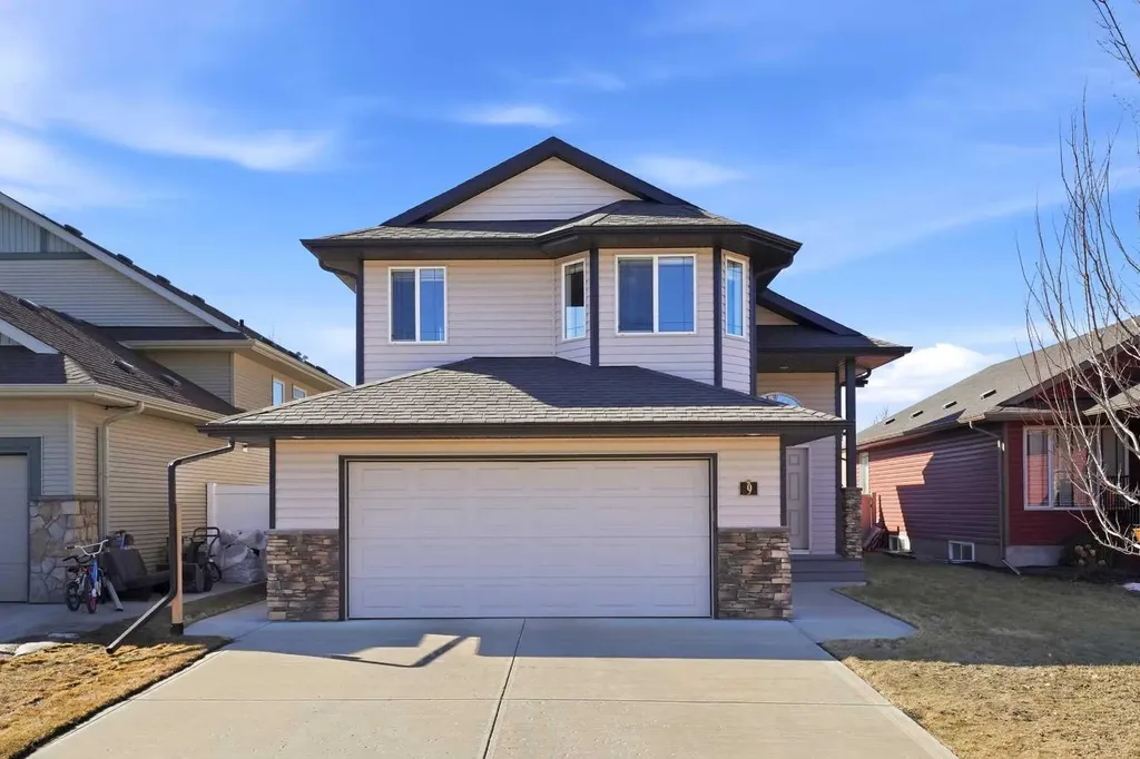 9 Thomas Place Red Deer AB T4P 0L7