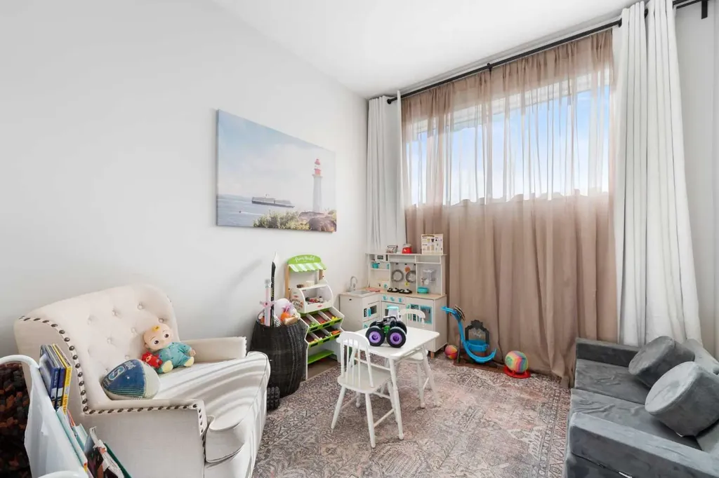 292 Legacy Reach Circle SE Calgary AB T2X 4E5