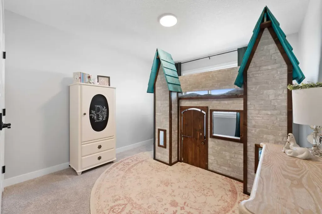 292 Legacy Reach Circle SE Calgary AB T2X 4E5