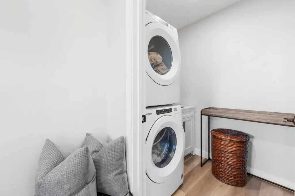 292 Legacy Reach Circle SE Calgary AB T2X 4E5