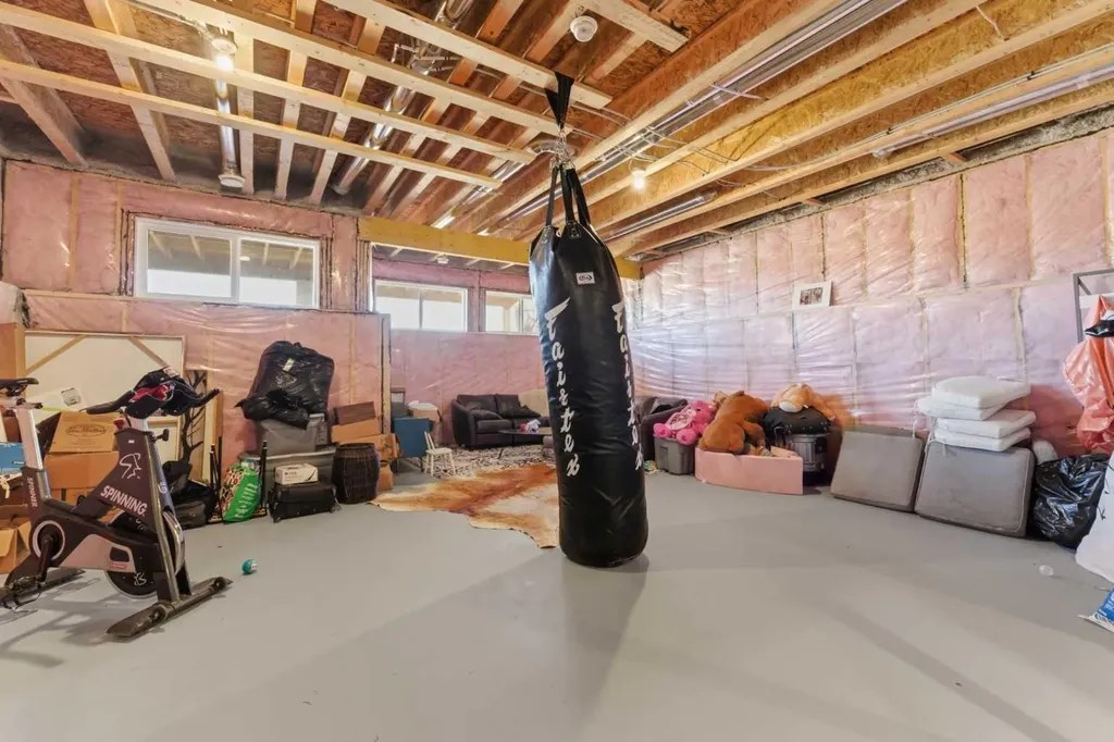 292 Legacy Reach Circle SE Calgary AB T2X 4E5