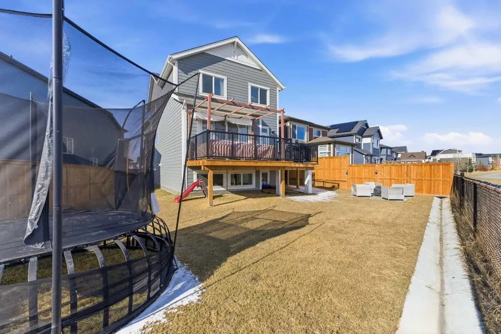 292 Legacy Reach Circle SE Calgary AB T2X 4E5