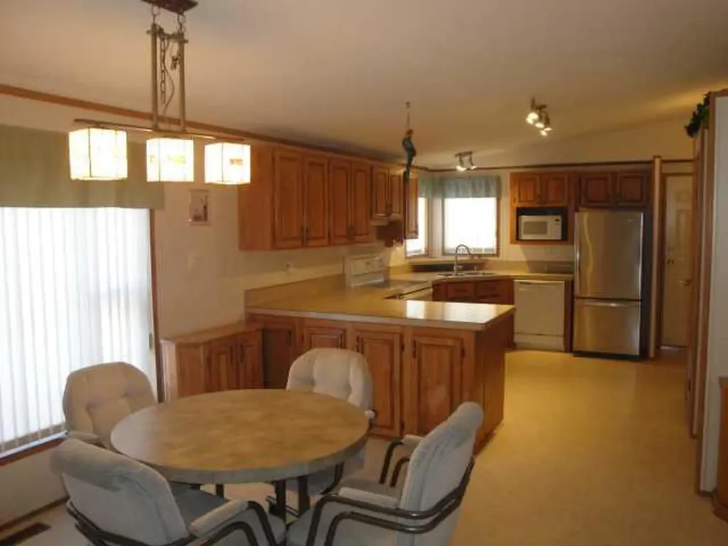 2902 30th Avenue S Lethbridge AB T1K 6S7
