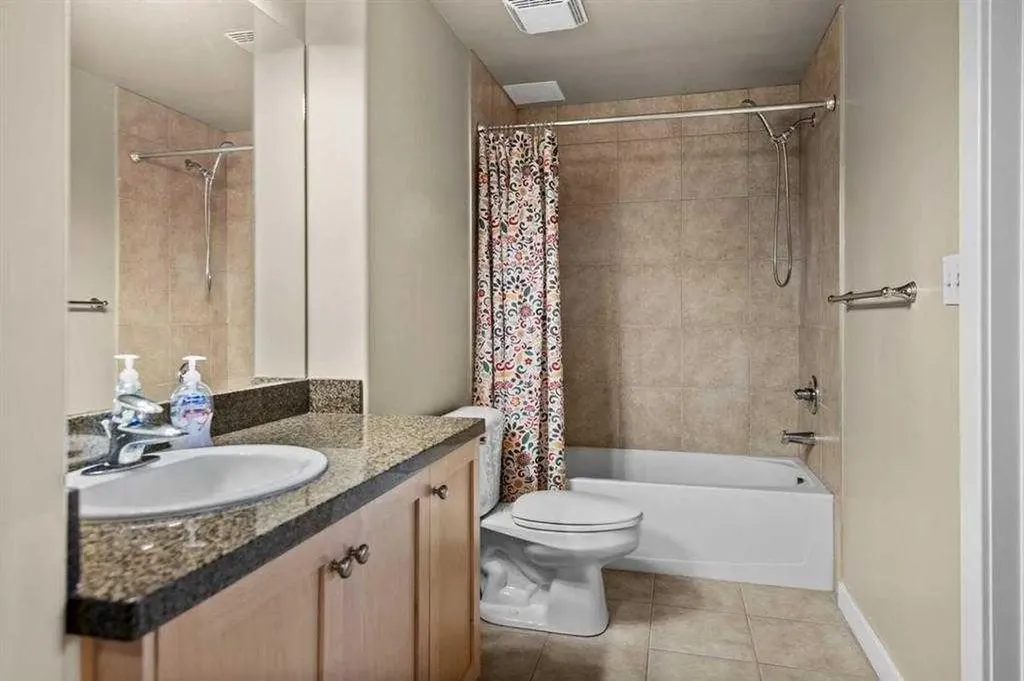1053 10 Street SW Calgary AB T2R 1S6