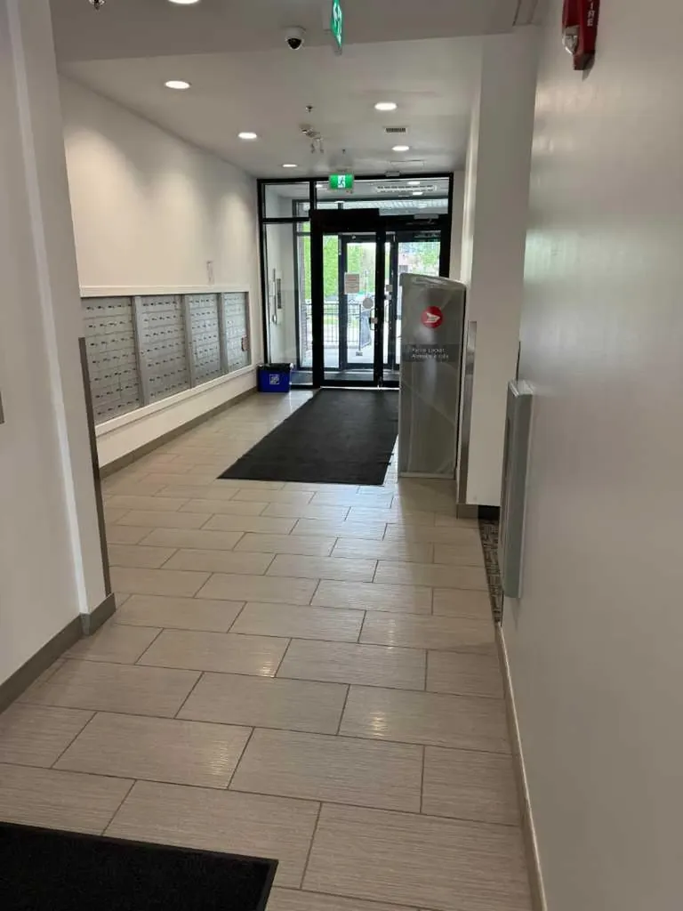 955 Mcpherson Road NE Calgary AB T3E 6V3
