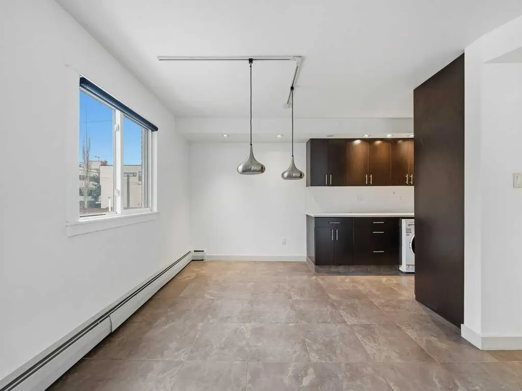 1230 Cameron Avenue SW Calgary AB T2T 0K9
