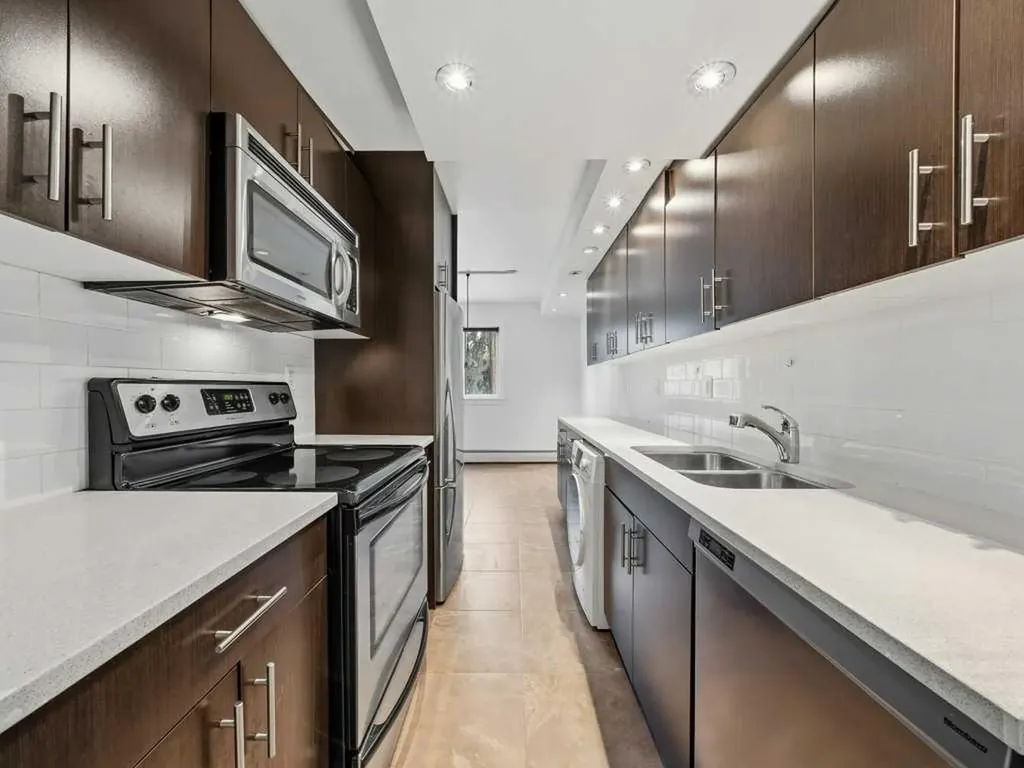 1230 Cameron Avenue SW Calgary AB T2T 0K9