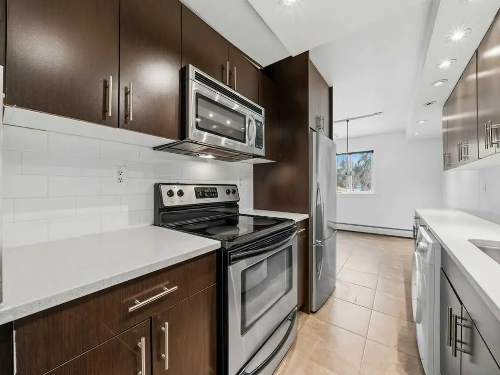1230 Cameron Avenue SW Calgary AB T2T 0K9