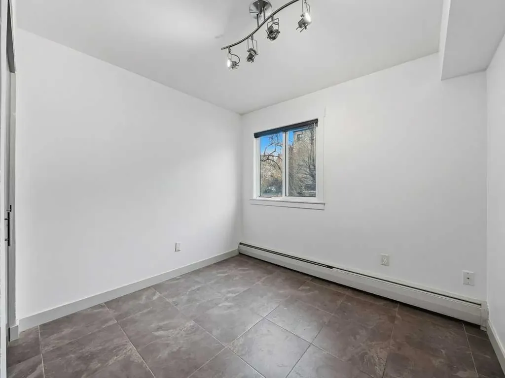 1230 Cameron Avenue SW Calgary AB T2T 0K9