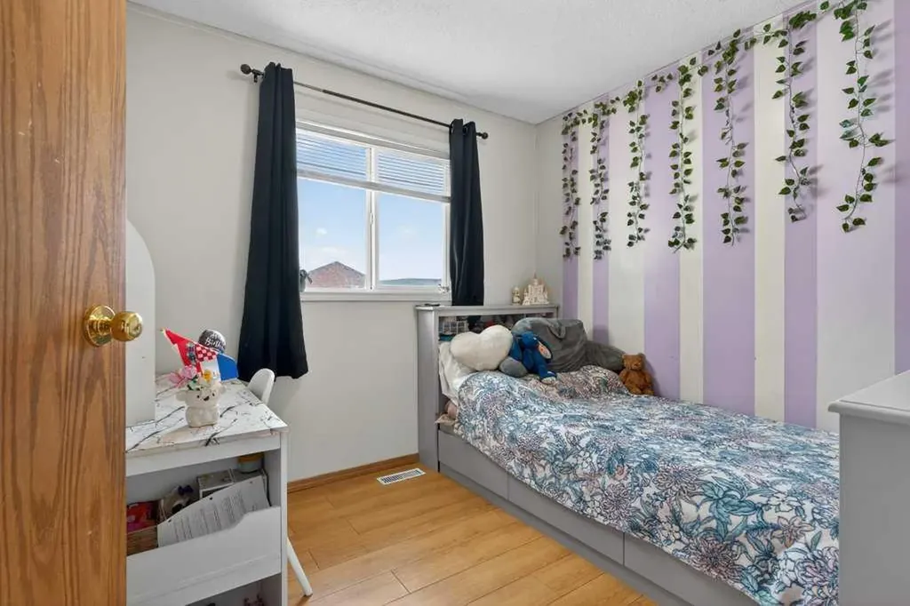 173 Martin Crossing Crescent NE Calgary AB T3J3T1