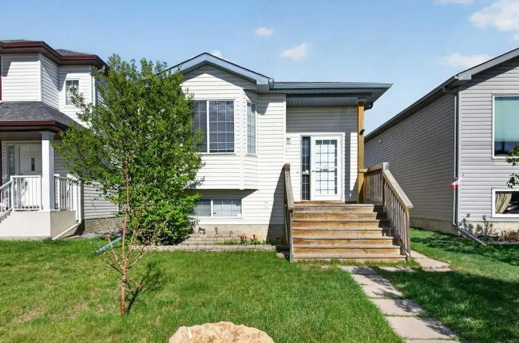 173 Martin Crossing Crescent NE Calgary AB T3J3T1