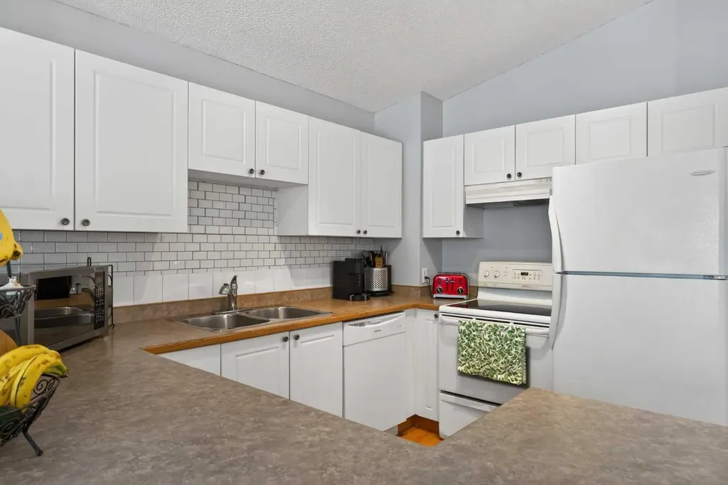 173 Martin Crossing Crescent NE Calgary AB T3J3T1