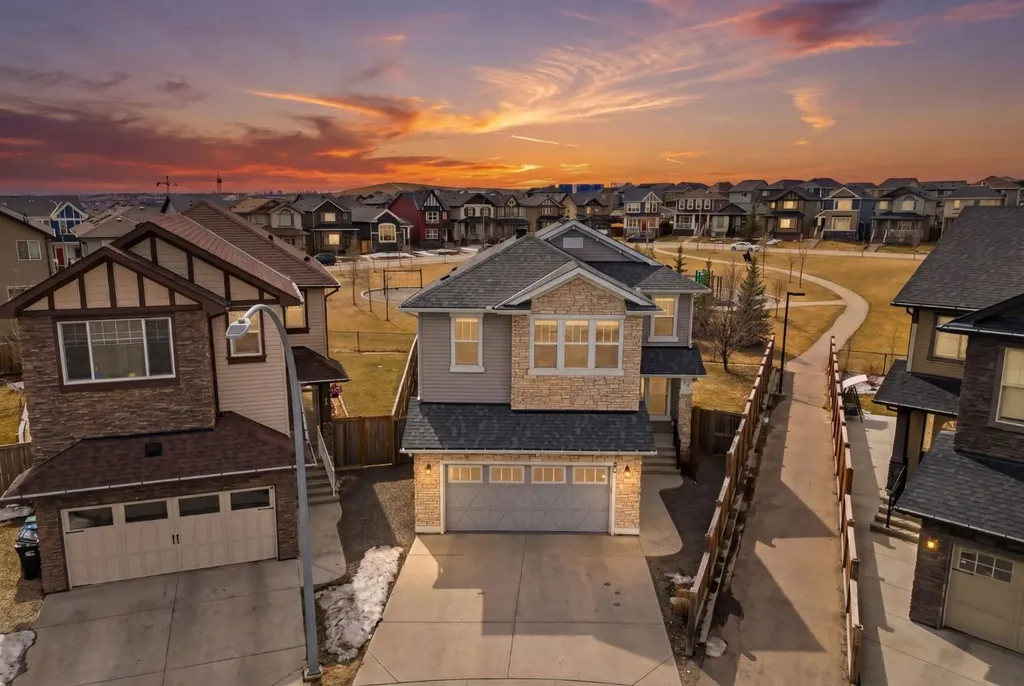83 Nolanfield Court NW Calgary AB T3R 0L8