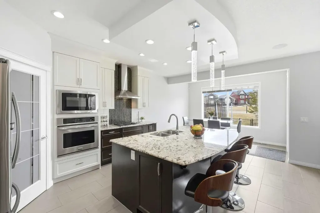 83 Nolanfield Court NW Calgary AB T3R 0L8