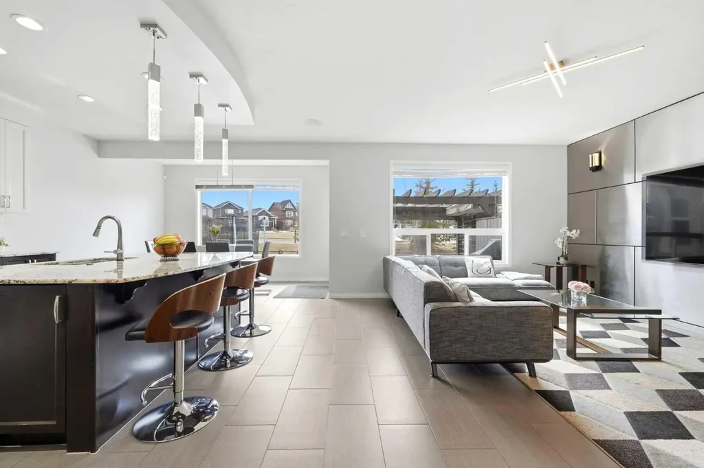 83 Nolanfield Court NW Calgary AB T3R 0L8