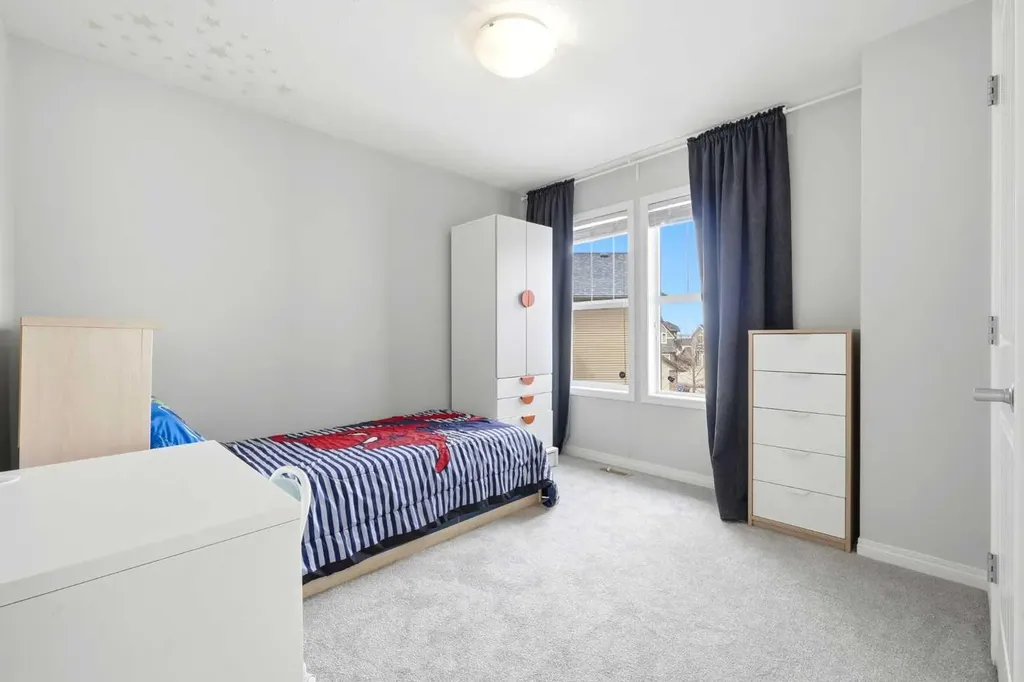 83 Nolanfield Court NW Calgary AB T3R 0L8