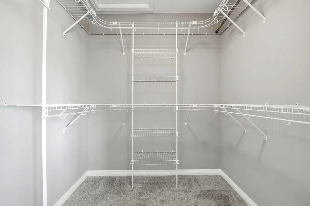 83 Nolanfield Court NW Calgary AB T3R 0L8