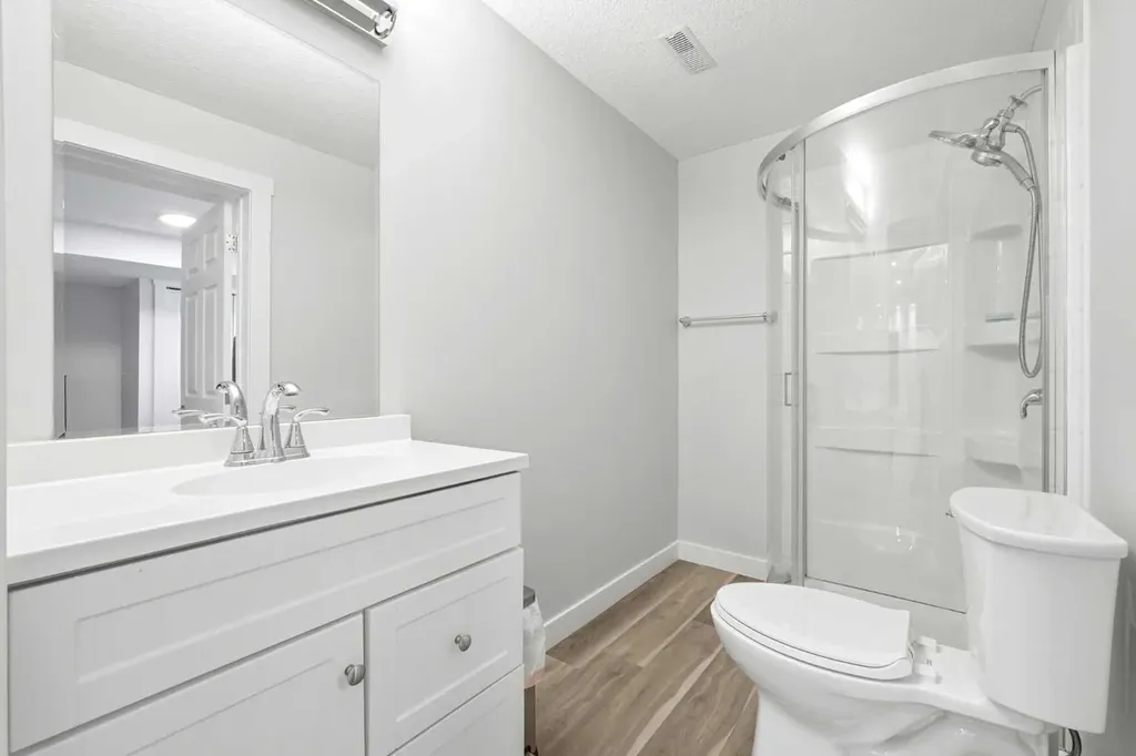83 Nolanfield Court NW Calgary AB T3R 0L8