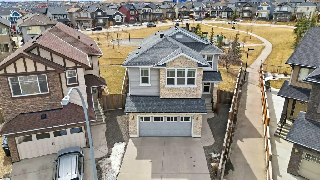 83 Nolanfield Court NW Calgary AB T3R 0L8