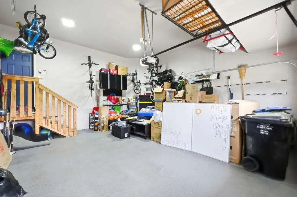 83 Nolanfield Court NW Calgary AB T3R 0L8