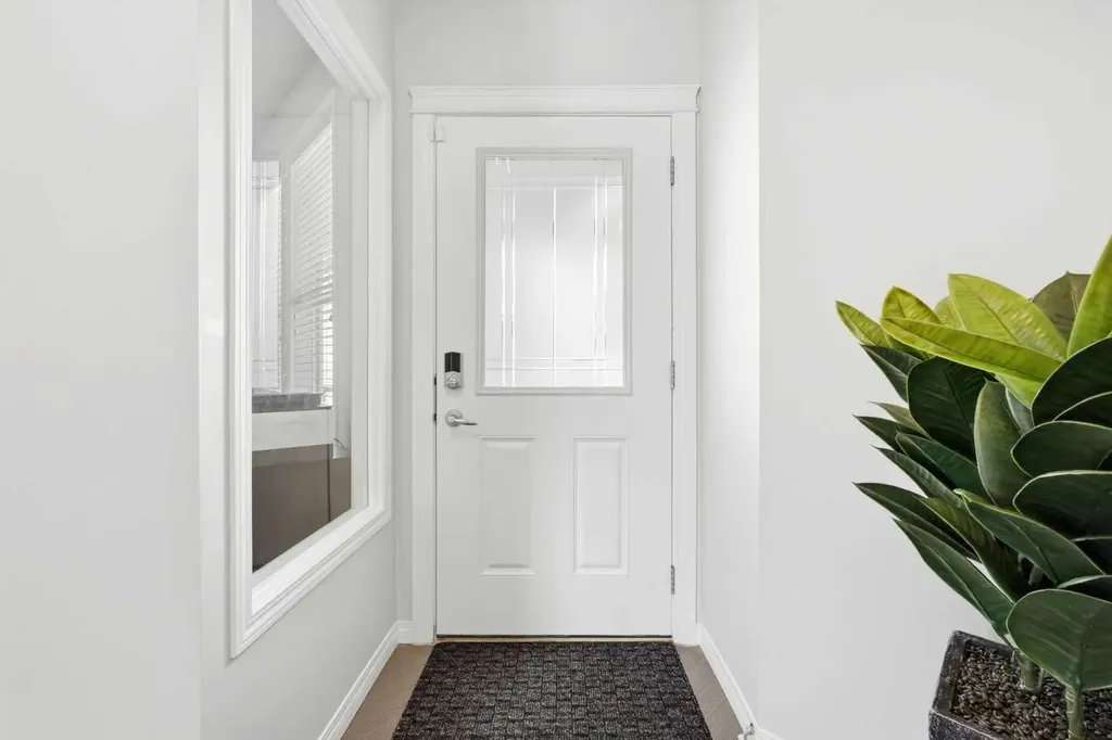 83 Nolanfield Court NW Calgary AB T3R 0L8