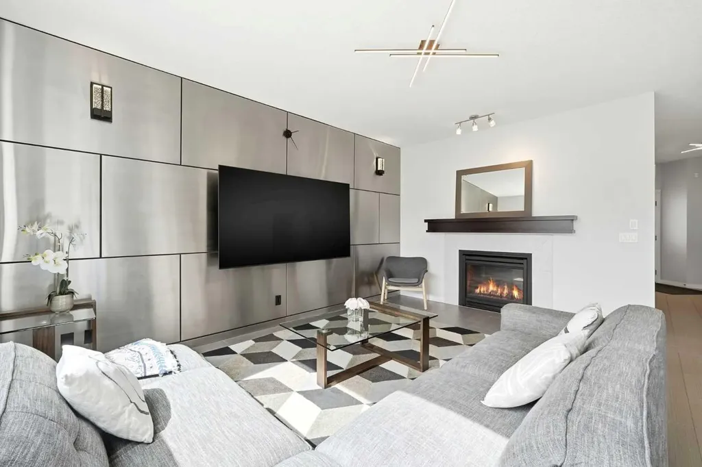 83 Nolanfield Court NW Calgary AB T3R 0L8