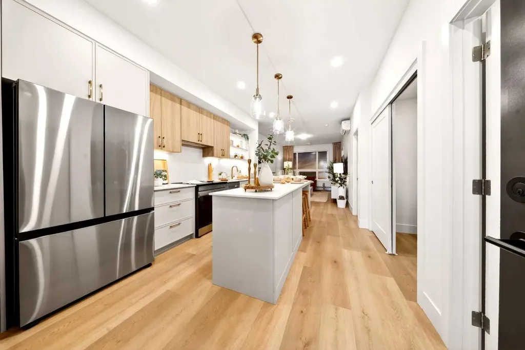 1850 80 Street SW Calgary AB T3H3W5